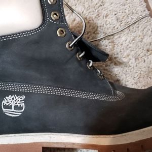 Size 10 Mens Timberland classic boots